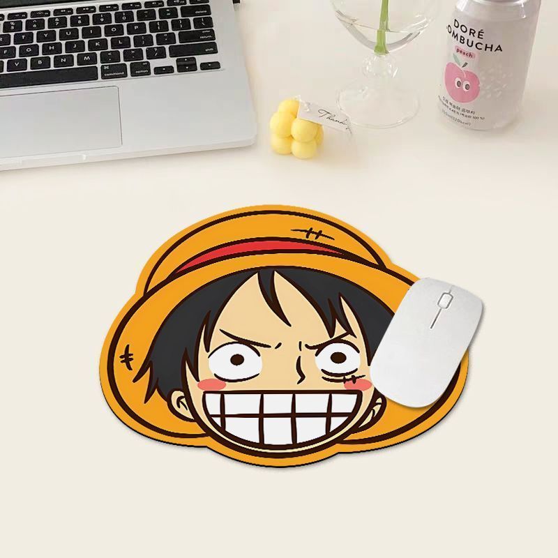 Gaming Accessories Anime - ワンピース ルフィ マウスパッド、小型コンピューターデスクマット、オフィスエイリアン滑り止めラウンドキーボードパッド、かわいい漫画、友人へのギフト